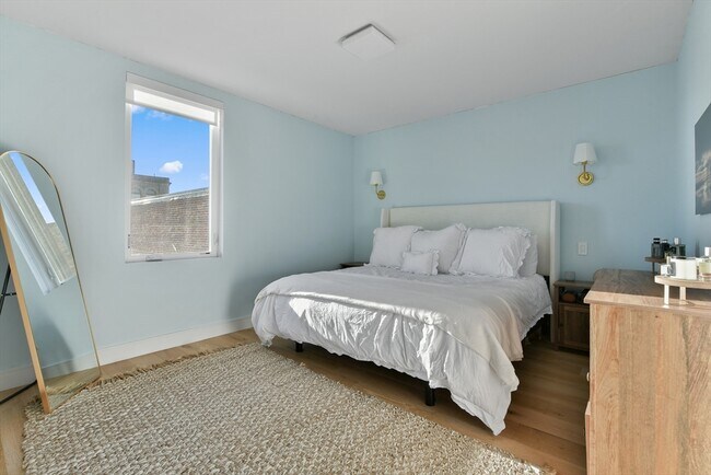 Foto del edificio - 420 W Broadway
