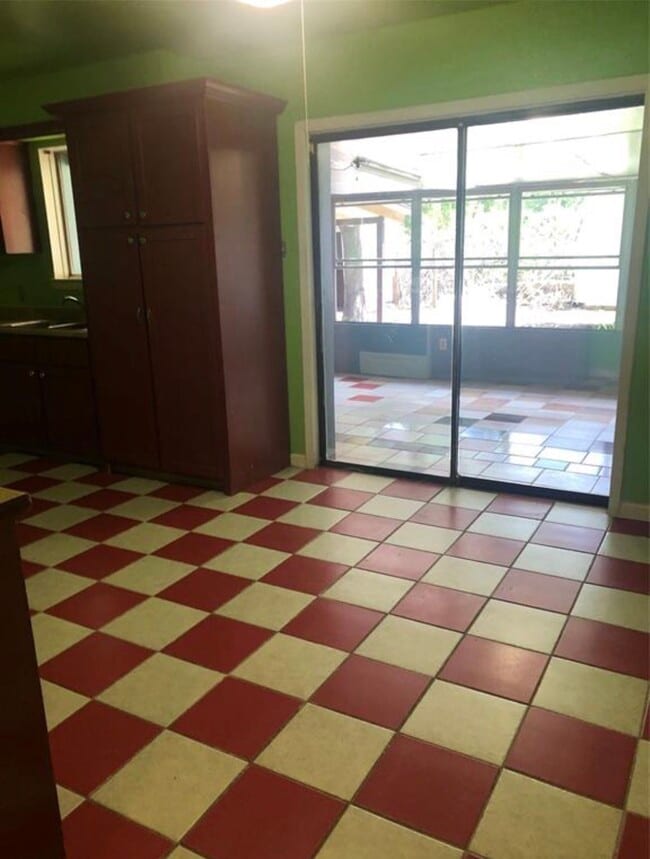 Foto del edificio - 9314 Valley Stream