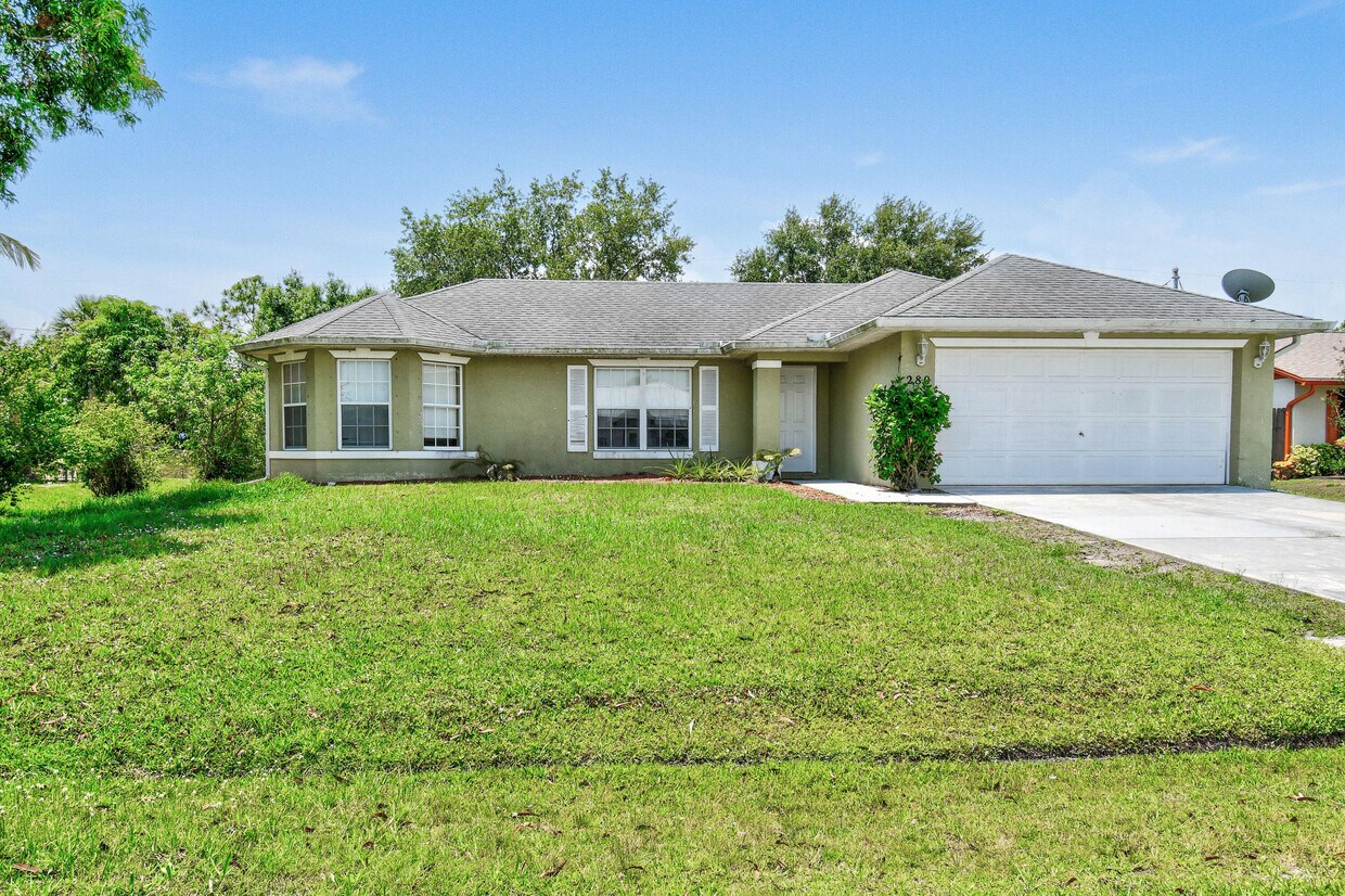 Foto principal - 280 SW Grove Ave