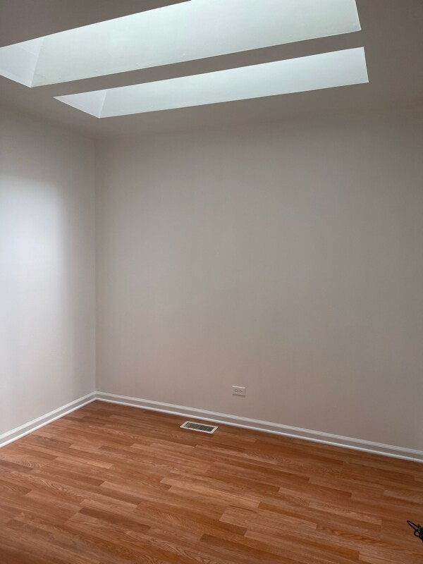 Building Photo - 2312 N Nagle Ave