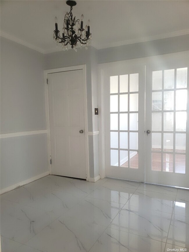 Foto del edificio - 77-18 170th St