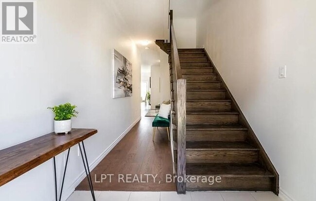 Building Photo - 4 Bilanski Farm Rd