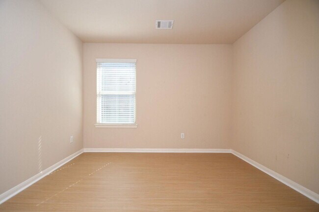 Foto del edificio - 10015 Bitternut Hickory Ln