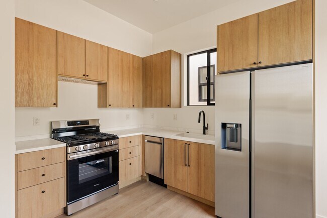 Foto del edificio - 17850 Saticoy St