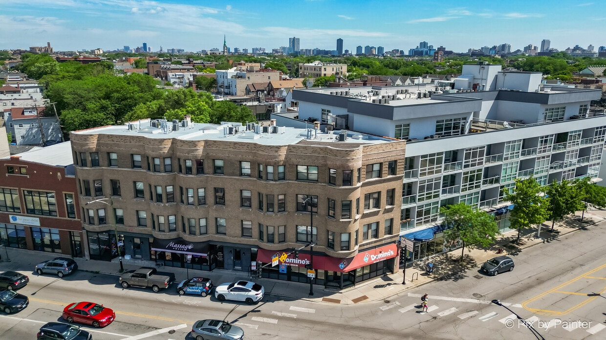 Primary Photo - 1624 W Fullerton Ave