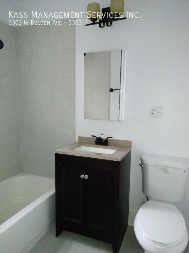 Foto del edificio - 3303 W Belden Ave