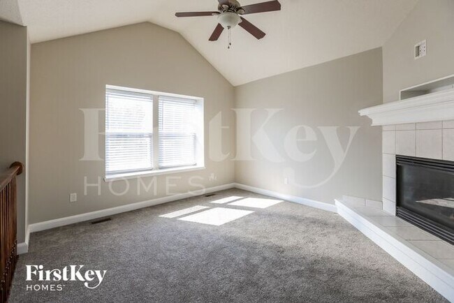 Building Photo - 1030 Bunting Ln
