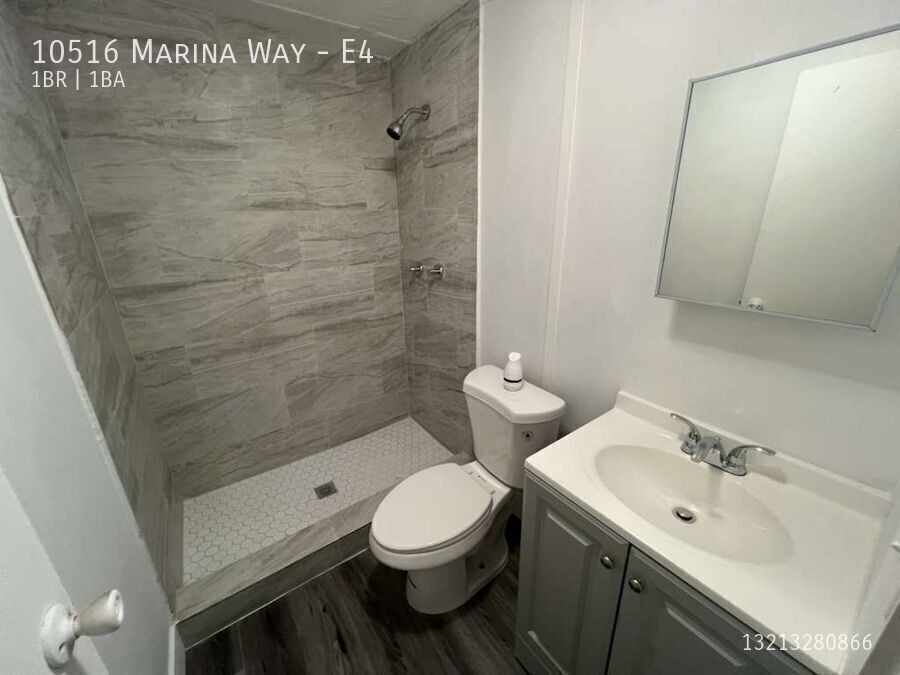 Foto del edificio - 10516 Marina Way