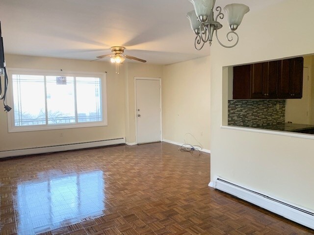 Foto del edificio - 123 Beacon Ave