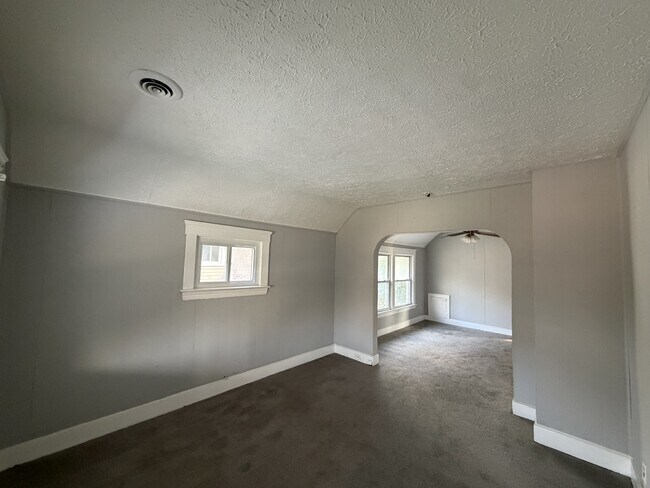 Foto del edificio - 4218 Denison Ave