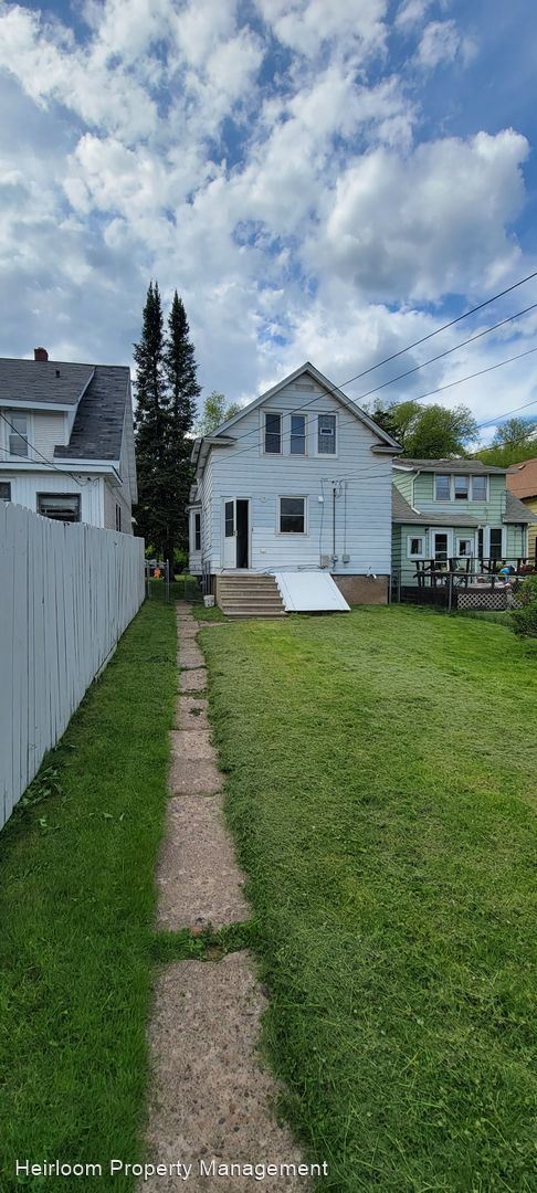 Building Photo - 3 br, 2 bath House - 3816 W 7th St