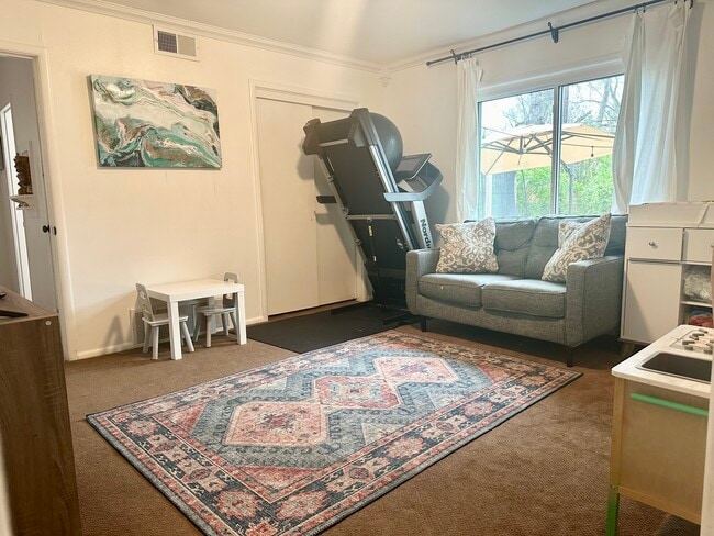 Building Photo - 5437 Santa Barbara Ave