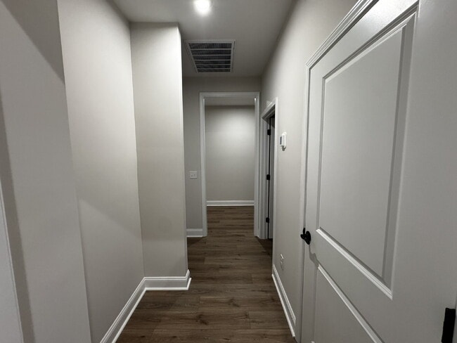 Building Photo - Home for Rent