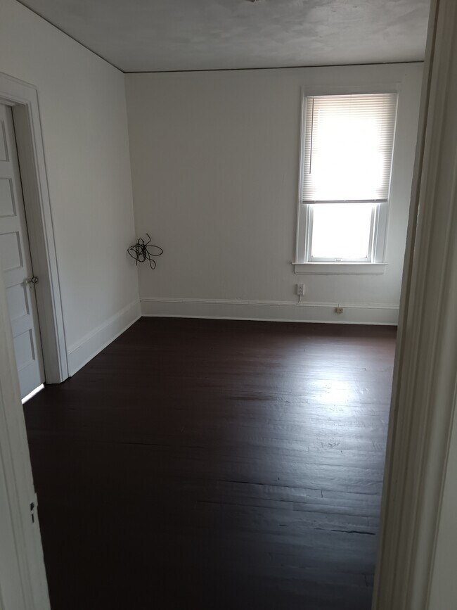 Foto del edificio - 1552 Lewis St