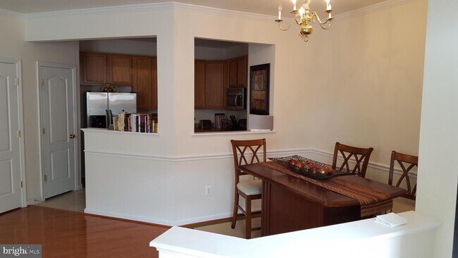 Building Photo - 115 Leather Fern Way