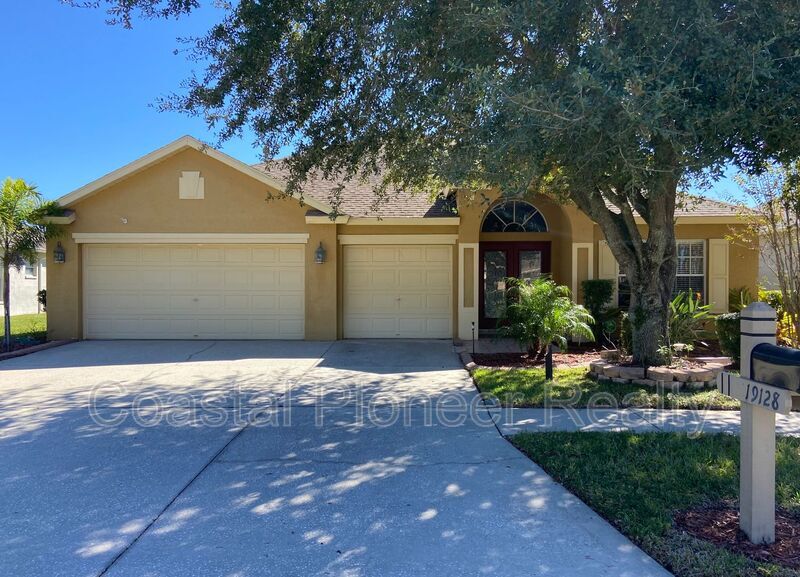19128 Wind Dancer St, Lutz, FL 33558 House for Rent in Lutz, FL