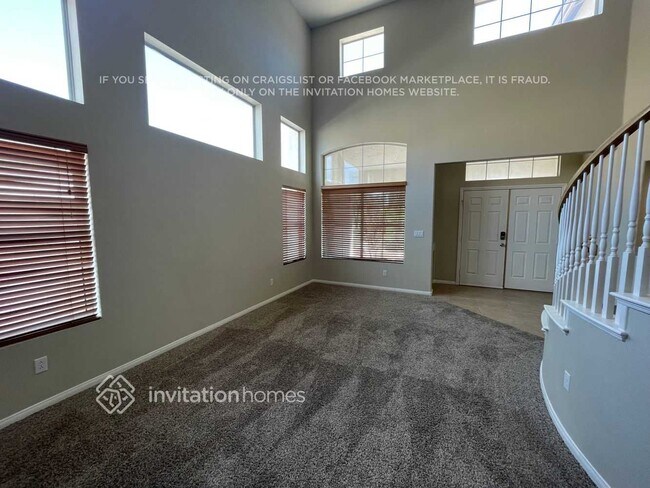 Foto del edificio - 8104 Marin Pointe Ave