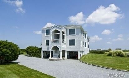 Primary Photo - 580 Dune Rd