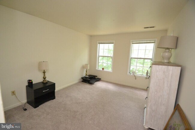 Building Photo - 11713 Karbon Hill Ct