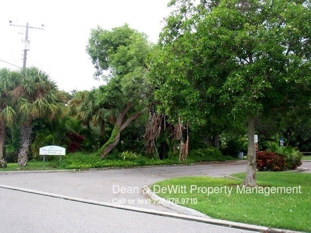 Building Photo - 9250 Blind Pass Rd