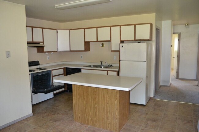 Building Photo - 270 Shannon Ct