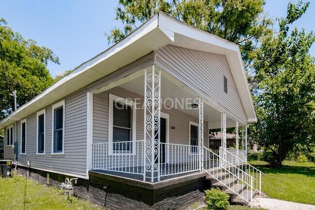 Foto del edificio - NOW OFFERING HALF OFF THE FIRST FULL MONTH...
