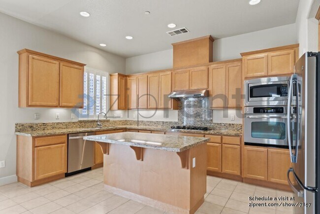 Foto del edificio - 213 Marbella Ln