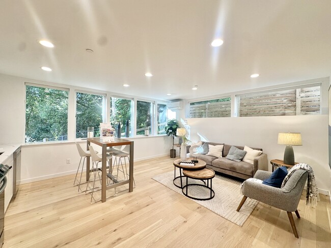 Foto del edificio - 12013 36th Ave NE