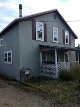 Building Photo - 1050 Forestvale Rd