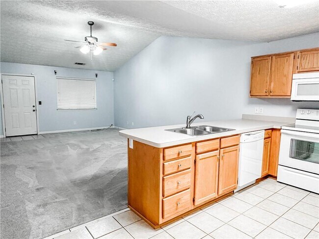 Foto del edificio - 3955 Hidden Hollow Dr