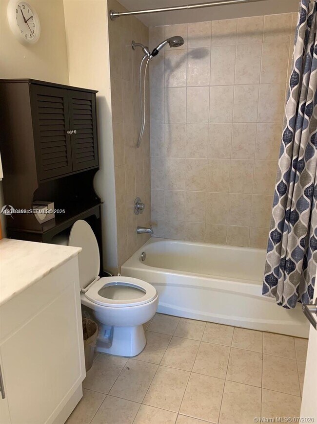 Foto del edificio - 275 NE 18th St