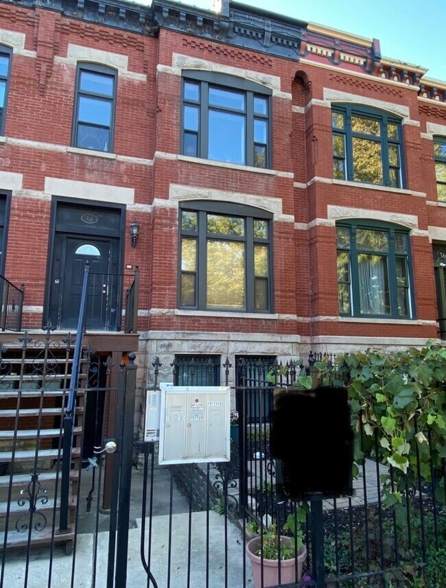 Foto del edificio - 722 S Oakley Blvd