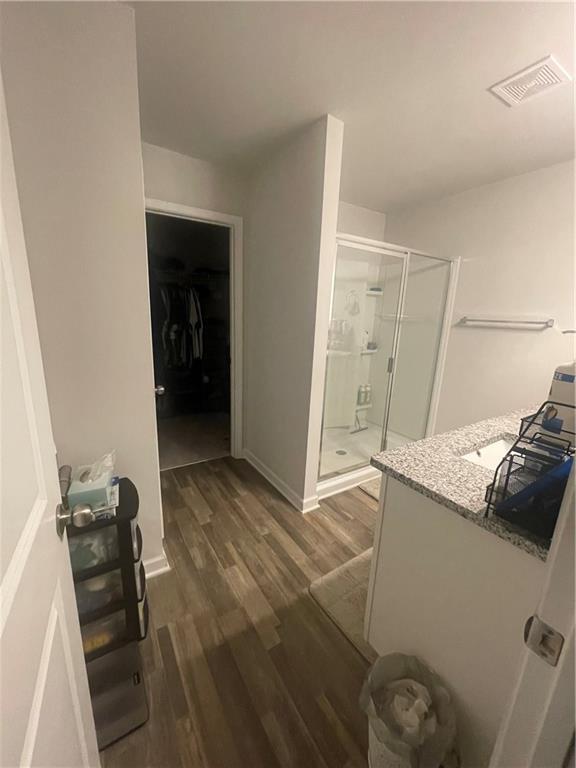 Foto del edificio - 7497 Knoll Hollow Rd