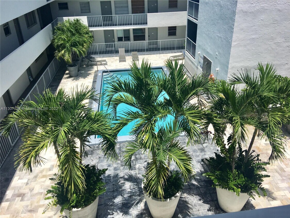 1610 Lenox Ave. Unit 416, Miami Beach, FL 33139 Condo for Rent in