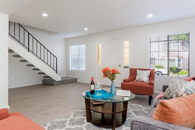 Building Photo - 1262 Denver Ln