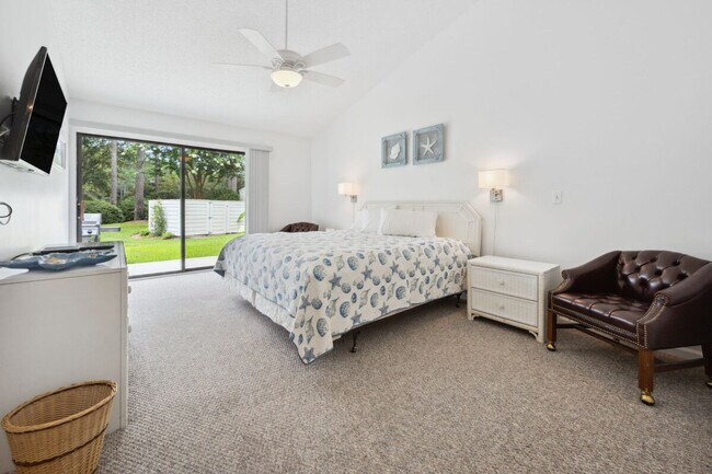 Building Photo - 393 Aspen Loop