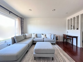 Building Photo - 17700 S Western Ave