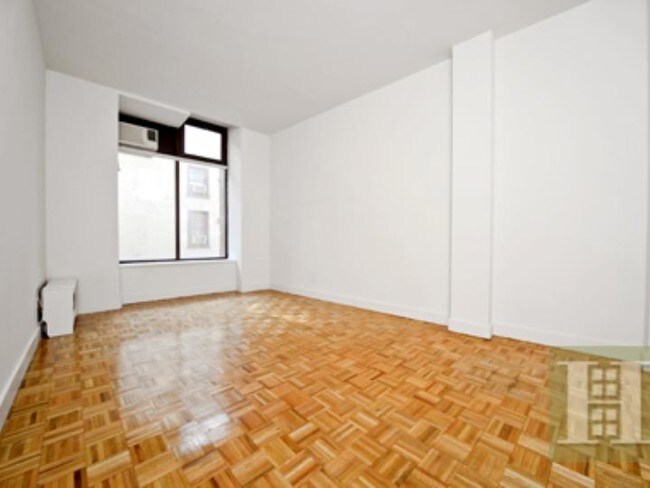 Foto del edificio - 339 E 18th St