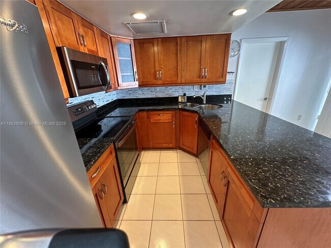 Foto del edificio - 6408 Windmill Gate Rd