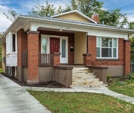 Building Photo - 240 E Truman Ave