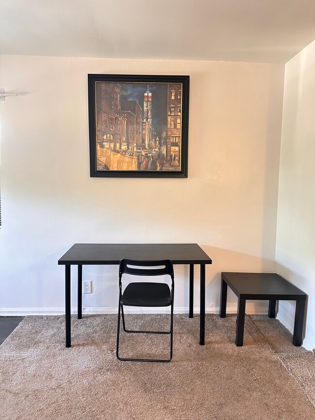 Foto del edificio - 411 Park Pl