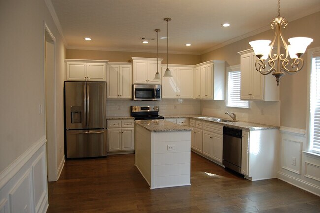 Building Photo - 625 Boone Ct