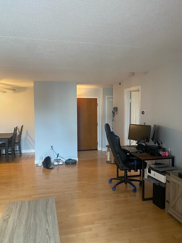 60 Rantoul St Unit 208N, Beverly, MA 01915 Condo for Rent in Beverly