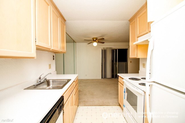 Foto del edificio - 725 Auburn Pl