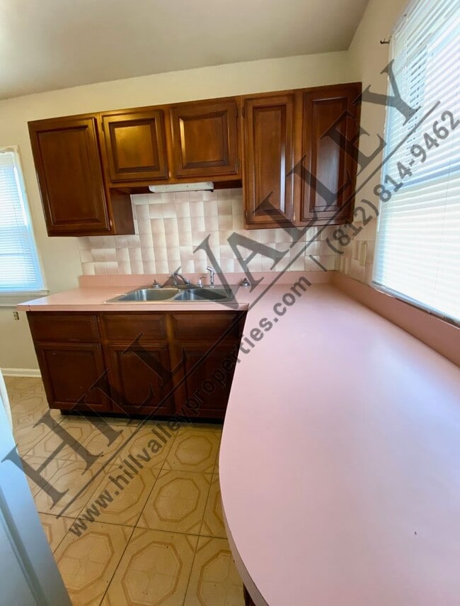 Building Photo - Two bedroom home on desirable east-side