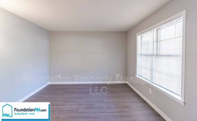 Foto del edificio - 2041 Dawson Ln