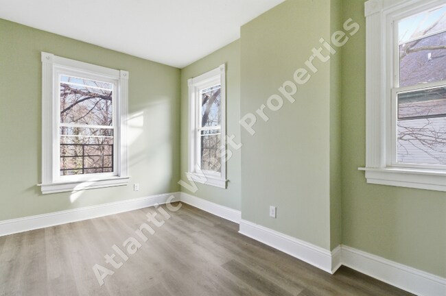 Building Photo - 1512 Blair Ave