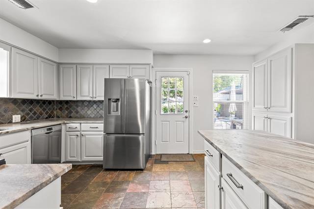 Foto del edificio - 6211 Marquita Ave