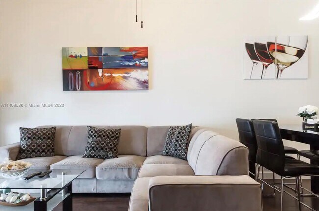 Foto del edificio - 2433 SW 58th Manor