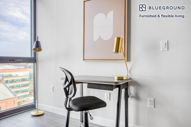 Foto del edificio - 1346 4th St SE